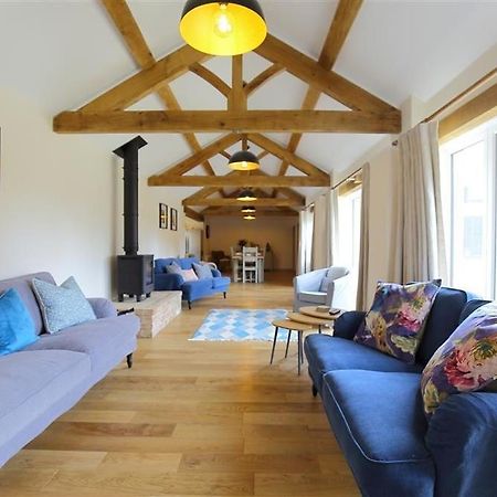 Вилла Park Stables Wyck Rissington Экстерьер фото