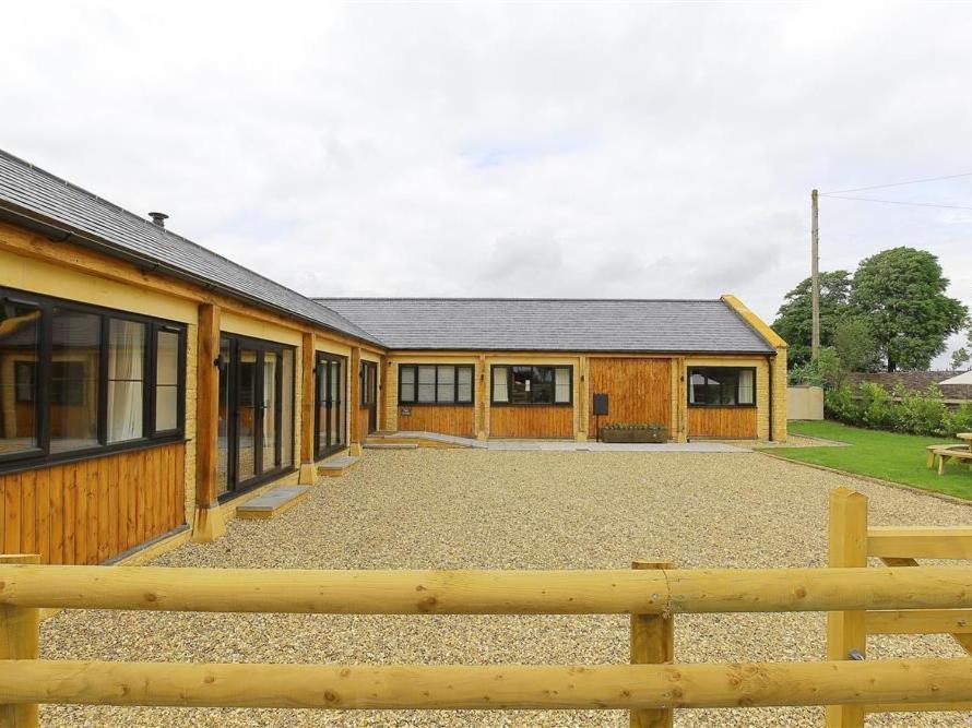 Вилла Park Stables Wyck Rissington Экстерьер фото
